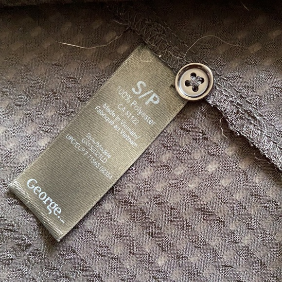 George Black 3/4 Button Up Mesh Top - Picture 4 of 4